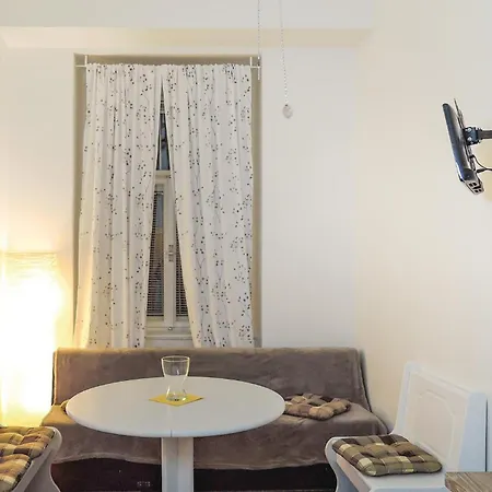 One Bedroom In 5 Smichov Apartment